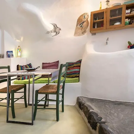 Traditional Farmers Caves Apartman