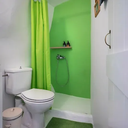 Traditional Farmers Caves Apartman *